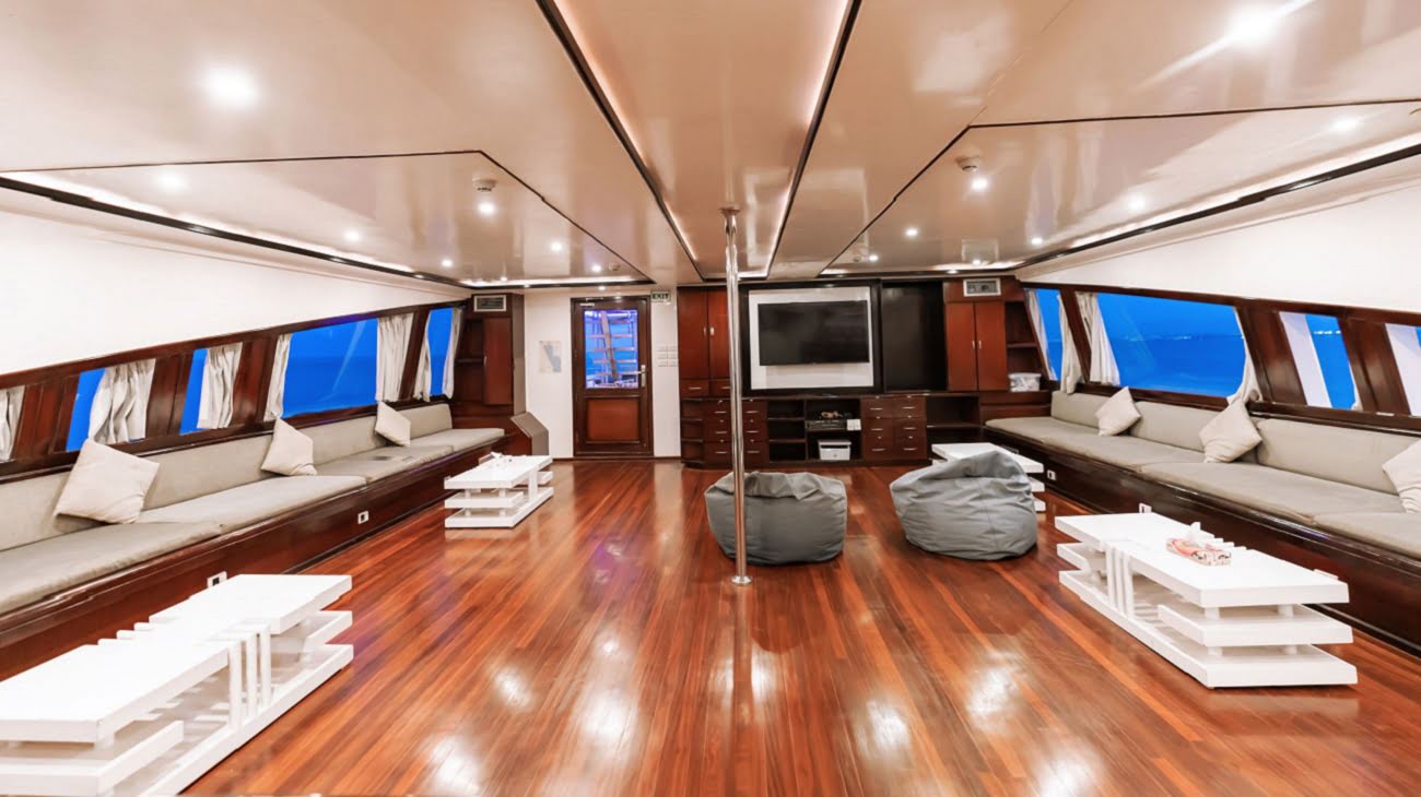 M/Y Almonda | Salon